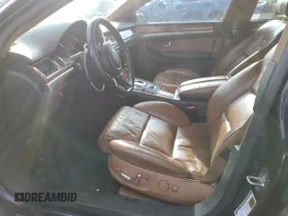 2006 Audi A8 4.2L z VIN WAUML44E36N018037, wystawiony jako Copart lot #83015054 z przebiegiem Nie podano mil oraz Szkoda całkowita • Salvage title. Historia ofert i sprzedaży dostępna na DreamBid. Obrazek 7.