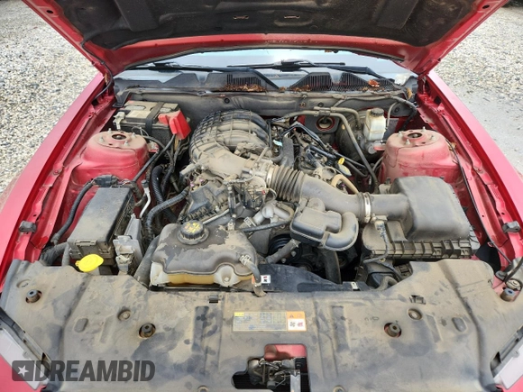 2013 Ford Mustang V6 с VIN 1ZVBP8AM2D5267439, выставлен на аукционе Copart как лот 61307575 с пробегом 109 401 миль миль и Списание • Salvage title. История ставок и продаж доступна на DreamBid. Изображение 11.