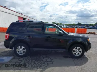 2011 Ford Escape Limited z VIN 1FMCU0E74BKB27716, wystawiony jako IAAI lot #42078584 z przebiegiem 213 689 mil mil oraz . Historia ofert i sprzedaży dostępna na DreamBid. Obrazek 13.