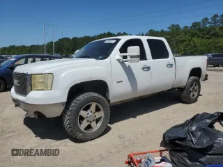 2009 GMC Sierra 2500HD SLT z VIN 1GTHK63669F184676, wystawiony jako Copart lot #52580815 z przebiegiem 253 069 mil mil oraz Szkoda całkowita • Salvage title. Historia ofert i sprzedaży dostępna na DreamBid. Obrazek 1.