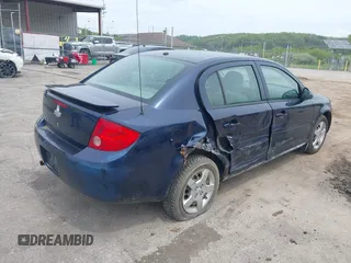 2008 Chevrolet Cobalt LT z VIN 1G1AL58F287132853, wystawiony jako IAAI lot #42162107 z przebiegiem 174 386 mil mil oraz . Historia ofert i sprzedaży dostępna na DreamBid. Obrazek 4.