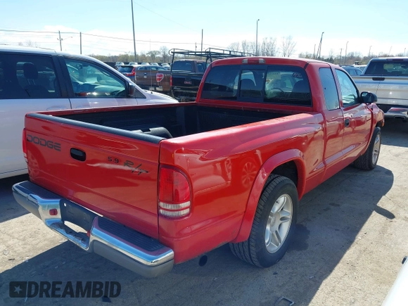 2000 Dodge Dakota z VIN 1B7GL22Z8YS512490, wystawiony jako IAAI lot #42031298 z przebiegiem 119 470 mil mil oraz . Historia ofert i sprzedaży dostępna na DreamBid. Obrazek 4.