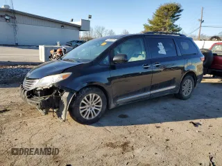 2017 Toyota Sienna XLE Auto Access Seat z VIN 5TDYZ3DC9HS873222, wystawiony jako Copart lot #42537675 z przebiegiem Nie podano mil oraz Szkody całkowita. Historia ofert i sprzedaży dostępna na DreamBid. Obrazek 1.