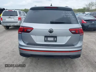 2022 Volkswagen Tiguan SE R-Line Black с VIN 3VVCB7AX1NM065960, выставлен на аукционе IAAI как лот 42149626 с пробегом 71 698 миль миль и . История ставок и продаж доступна на DreamBid. Изображение 16.