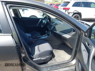 2010 Mazda 3 S Sport with VIN JM1BL1H66A1197203, listed as a IAAI auction lot 42001652 with 104,246 mi miles and . Bid and sale history available at DreamBid. Image 5.