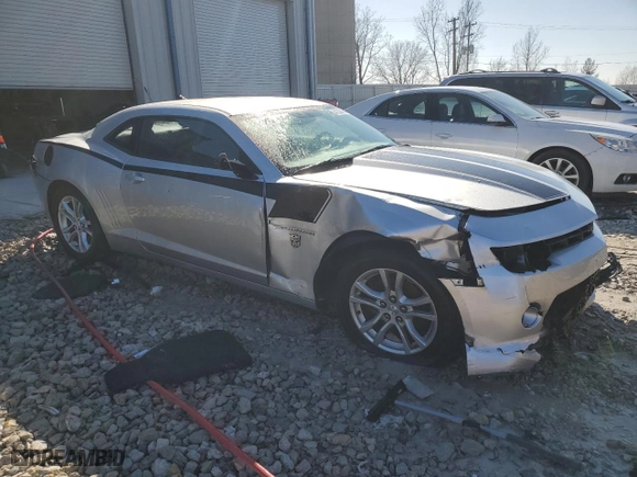 2014 Chevrolet Camaro LS with VIN 2G1FA1E39E9135984, listed as a Copart auction lot 50203435 with 111,974 mi miles and Clean Title. Bid and sale history available at carsss.com. Image 4.