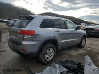 2014 Jeep Grand Cherokee Laredo with VIN 1C4RJFAG9EC224778, listed as a Copart auction lot 84198024 with 205,208 mi miles and Salvage Title. Bid and sale history available at carsss.com. Image 3.