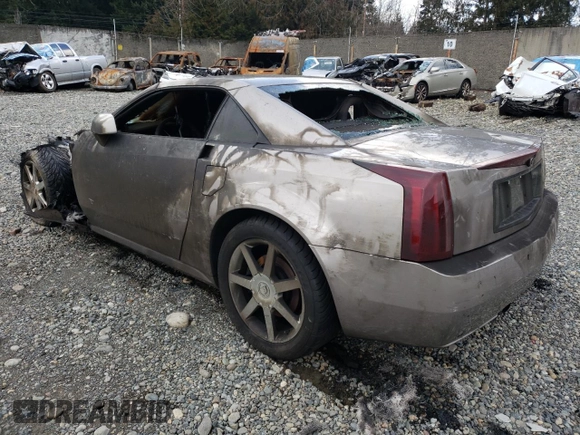 2004 Cadillac XLR z VIN 1G6YV34AX45601257, wystawiony jako Copart lot #44490755 z przebiegiem Nie podano mil oraz Szkody całkowita. Historia ofert i sprzedaży dostępna na DreamBid. Obrazek 2.