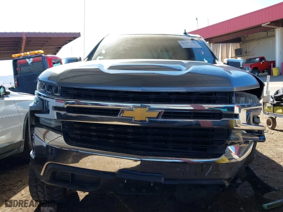 2019 Chevrolet Silverado 1500 LT with VIN 1GCPWCED3KZ390276, listed as a IAAI auction lot 41247243 with 60,883 mi miles. Bid and sale history available at carsss.com. Image 12.