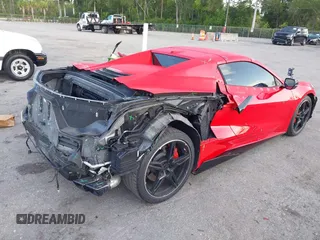 2024 Chevrolet Corvette 1LT z VIN 1G1YA3D41R5110403, wystawiony jako IAAI lot #42220123 z przebiegiem 19 839 mil mil oraz . Historia ofert i sprzedaży dostępna na DreamBid. Obrazek 4.