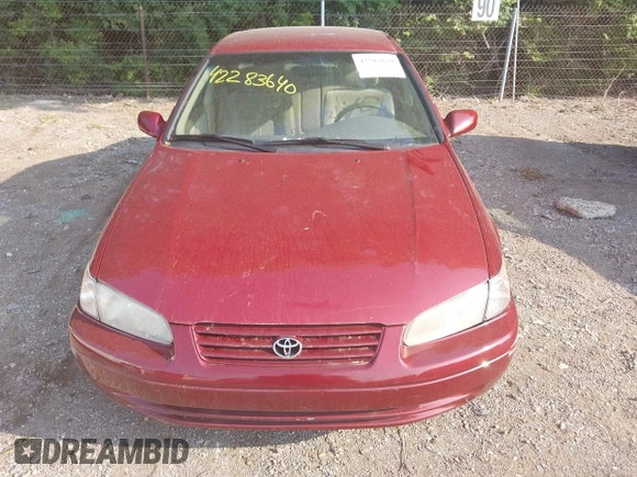 1998 Toyota Camry LE z VIN JT2BG22K4W0206938, wystawiony jako IAAI lot #42283640 z przebiegiem 153 365 mil mil oraz . Historia ofert i sprzedaży dostępna na DreamBid. Obrazek 6.