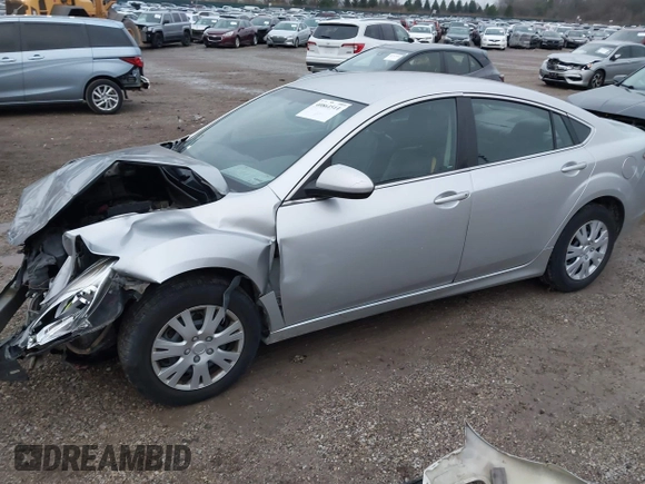 2011 Mazda Mazda6 i Sport with VIN 1YVHZ8BH3B5M01777, listed as a IAAI auction lot 40861511 with 196,492 mi miles. Bid and sale history available at carsss.com. Image 14.