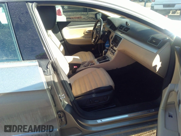 2013 Volkswagen CC Sport с VIN WVWBN7AN1DE563404, выставлен на аукционе IAAI как лот 41659845 с пробегом 171 631 миль миль и . История ставок и продаж доступна на DreamBid. Изображение 5.