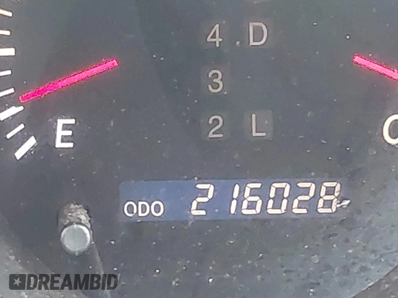 2002 Lexus ES 300 with VIN JTHBF30G820073933, listed as a IAAI auction lot 41794019 with 216,028 mi miles and . Bid and sale history available at DreamBid. Image 15.