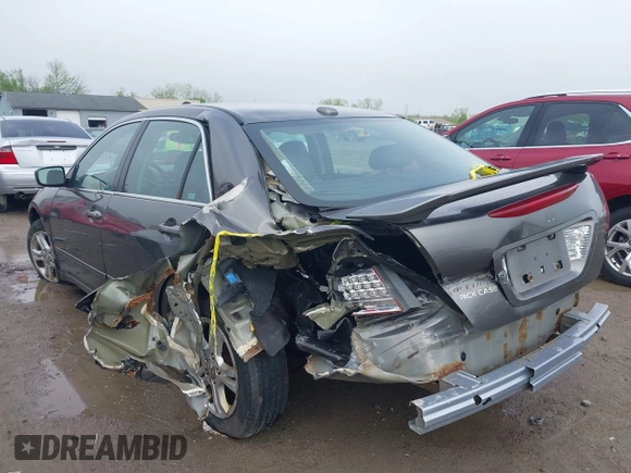 2006 Honda Accord EX-L z VIN 1HGCM56876A102556, wystawiony jako IAAI lot #42155187 z przebiegiem 241 901 mil mil oraz . Historia ofert i sprzedaży dostępna na DreamBid. Obrazek 3.