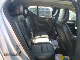 2019 Volvo XC40 Momentum с VIN YV4162UKXK2060334, выставлен на аукционе Copart как лот 55157335 с пробегом Не указан миль и Списание • Salvage title. История ставок и продаж доступна на DreamBid. Изображение 11.