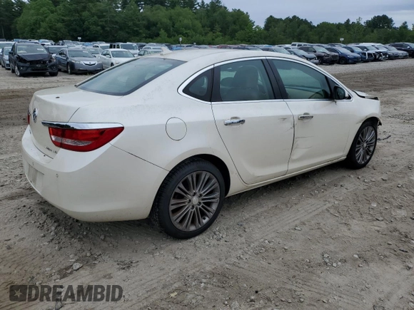 2014 Buick Verano Group z VIN 1G4PS5SK9E4160152, wystawiony jako Copart lot #62270045 z przebiegiem 32 242 mil mil oraz Czysty tytuł • Clean title. Historia ofert i sprzedaży dostępna na DreamBid. Obrazek 3.