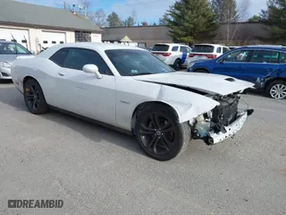 2020 Dodge Challenger R/T with VIN 2C3CDZBT7LH139043, listed as a IAAI auction lot 41240772 with 84,109 mi miles. Bid and sale history available at carsss.com. Image 1.
