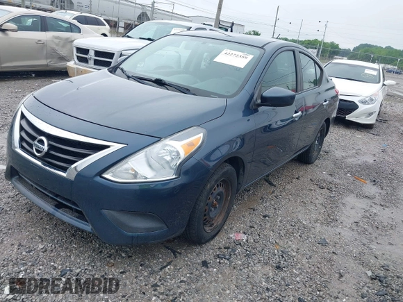2016 Nissan Versa SV z VIN 3N1CN7AP3GL802075, wystawiony jako IAAI lot #42272359 z przebiegiem 163 144 mil mil oraz . Historia ofert i sprzedaży dostępna na DreamBid. Obrazek 2.
