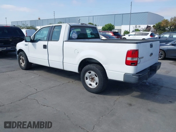 2006 Ford F-150 XLT with VIN 1FTPX125X6KD32131, listed as a IAAI auction lot 42450582 with 259,423 mi miles and . Bid and sale history available at DreamBid. Image 3.