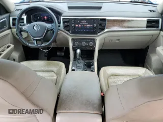2019 Volkswagen Atlas SEL Premium z VIN 1V2NR2CA4KC559238, wystawiony jako Copart lot #58257085 z przebiegiem 178 647 mil mil oraz Tytuł czysty. Historia ofert i sprzedaży dostępna na DreamBid. Obrazek 8.