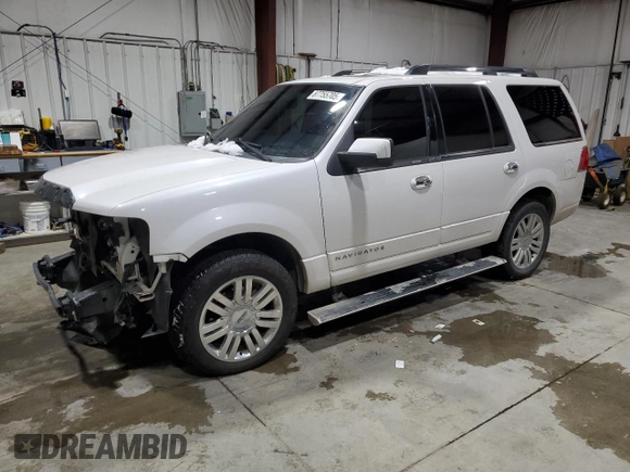 2011 Lincoln Navigator with VIN 5LMJJ2J5XBEJ04114, listed as a Copart auction lot 87755705 with 104,610 mi miles and Salvage title. Bid and sale history available at DreamBid. Image 1.