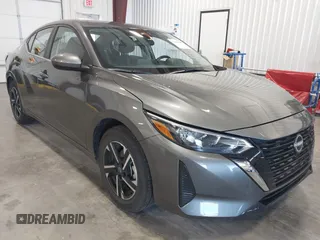 2025 Nissan Sentra SV с VIN 3N1AB8CV1SY306625, выставлен на аукционе IAAI как лот 42805901 с пробегом 5 850 миль миль и . История ставок и продаж доступна на DreamBid. Изображение 1.