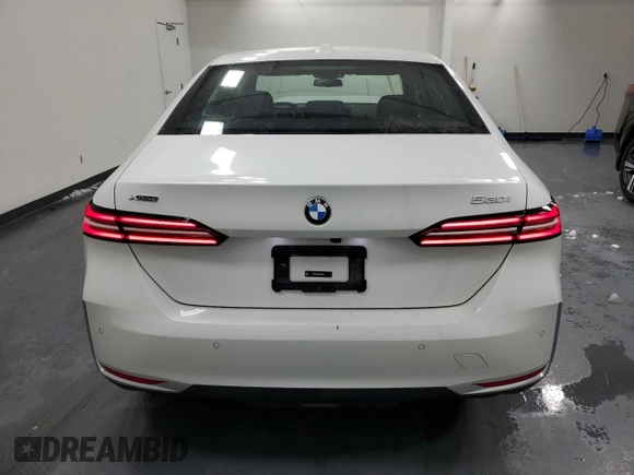 2024 BMW 5 Series 530i xDrive with VIN WBA53FJ01RCS54209, listed as a Copart auction lot 45483045 with 17,978 mi miles and Clean Title. Bid and sale history available at carsss.com. Image 6.