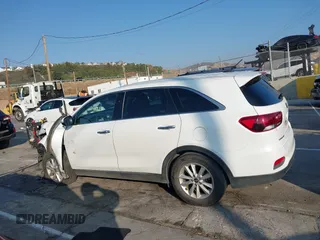 2019 Kia Sorento S V6 with VIN 5XYPG4A52KG558439, listed as a IAAI auction lot 41462127 with 73,552 mi miles. Bid and sale history available at carsss.com. Image 14.