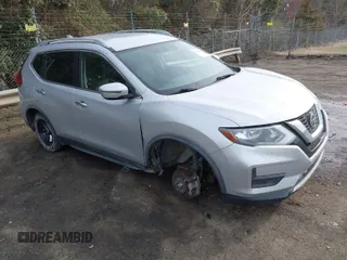 2018 Nissan Rogue SV with VIN JN8AT2MT9JW452978, listed as a IAAI auction lot 41780489 with 138,511 mi miles and . Bid and sale history available at carsss.com. Image 1.