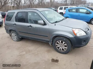 2006 Honda CR-V EX with VIN JHLRD78856C025761, listed as a IAAI auction lot 41714339 with 172,268 mi miles. Bid and sale history available at carsss.com. Image 1.