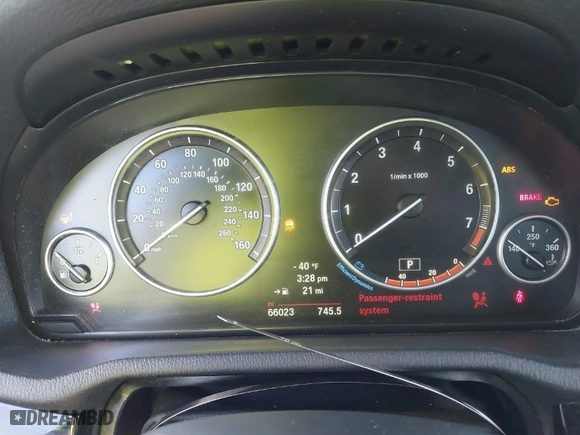 2015 BMW X3 xDrive28i with VIN 5UXWX9C50F0D49865, listed as a IAAI auction lot 41212472 with 66,023 mi miles. Bid and sale history available at carsss.com. Image 7.