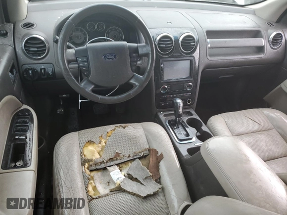 2008 Ford Taurus X SEL с VIN 1FMDK05W78GA24092, выставлен на аукционе Copart как лот 43818835 с пробегом 200 446 миль миль и Списание • Salvage title. История ставок и продаж доступна на DreamBid. Изображение 8.