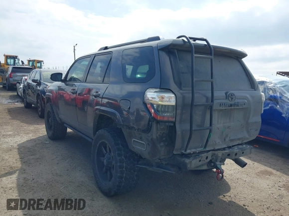 2015 Toyota 4Runner SR5 with VIN JTEZU5JRXF5091016, listed as a IAAI auction lot 41592829 with 196,988 mi miles and . Bid and sale history available at DreamBid. Image 3.