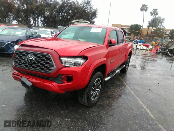 2020 Toyota Tacoma SR5 z VIN 3TMAZ5CN1LM139635, wystawiony jako IAAI lot #40994723 z przebiegiem 72 752 mil mil oraz . Historia ofert i sprzedaży dostępna na DreamBid. Obrazek 2.