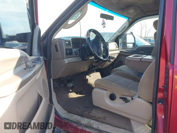 2003 Ford Super Duty F-250 XL with VIN 1FTNX21P93EC62695, listed as a IAAI auction lot 41687232 with 227,181 mi miles. Bid and sale history available at carsss.com. Image 5.