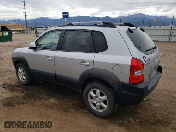 2005 Hyundai Tucson GLS with VIN KM8JN72D05U139992, listed as a Copart auction lot 70786014 with 108,827 mi miles and Salvage Title. Bid and sale history available at carsss.com. Image 2.
