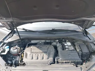2018 Volkswagen Tiguan SEL с VIN 3VV3B7AX7JM092168, выставлен на аукционе IAAI как лот 42403883 с пробегом 96 022 миль миль и . История ставок и продаж доступна на DreamBid. Изображение 10.