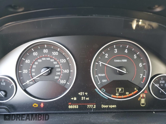 2016 BMW 4 Series 428i xDrive with VIN WBA4C9C58GG136976, listed as a Copart auction lot 89408475 with 66,593 mi miles and Salvage Title. Bid and sale history available at DreamBid. Image 9.