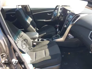 2016 Hyundai Elantra z VIN KMHD35LHXGU275560, wystawiony jako IAAI lot #42102381 z przebiegiem 35 572 mil mil oraz . Historia ofert i sprzedaży dostępna na DreamBid. Obrazek 5.