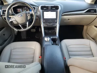 2019 Ford Fusion Hybrid SEL with VIN 3FA6P0MU2KR136805, listed as a Copart auction lot 70913522 with 60,539 mi miles. Bid and sale history available at carsss.com. Image 8.
