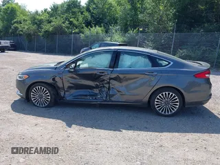 2018 Ford Fusion Titanium с VIN 3FA6P0SU2JR164525, выставлен на аукционе IAAI как лот 42585653 с пробегом 85 712 миль миль и . История ставок и продаж доступна на DreamBid. Изображение 15.