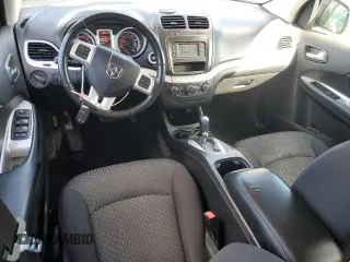 2017 Dodge Journey SE with VIN 3C4PDCAB3HT523810, listed as a Copart auction lot 48036165 with 119,333 mi miles and Salvage Title. Bid and sale history available at DreamBid. Image 8.
