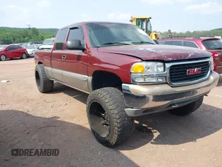 2000 GMC Sierra 1500 SLE with VIN 1GTEK19T8YE372008, listed as a IAAI auction lot 42396118 with 376,330 mi miles and . Bid and sale history available at DreamBid. Image 1.