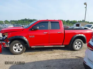 2017 Ram 1500 SLT z VIN 1C6RR7GG2HS583512, wystawiony jako IAAI lot #42492196 z przebiegiem 118 417 mil mil oraz . Historia ofert i sprzedaży dostępna na DreamBid. Obrazek 14.