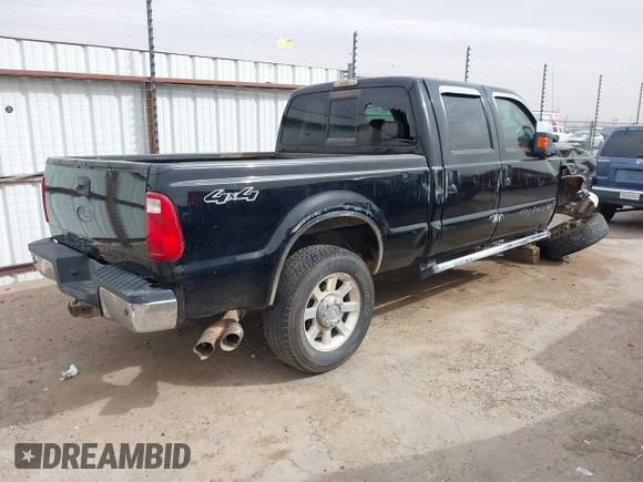 2010 Ford Super Duty F-250 SRW XL with VIN 1FTSW2BR8AEA13078, listed as a IAAI auction lot 41702041 with 311,337 mi miles. Bid and sale history available at carsss.com. Image 4.