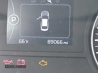 2018 Kia Optima EX z VIN 5XXGU4L39JG237859, wystawiony jako IAAI lot #42050417 z przebiegiem 89 066 mil mil oraz . Historia ofert i sprzedaży dostępna na DreamBid. Obrazek 16.