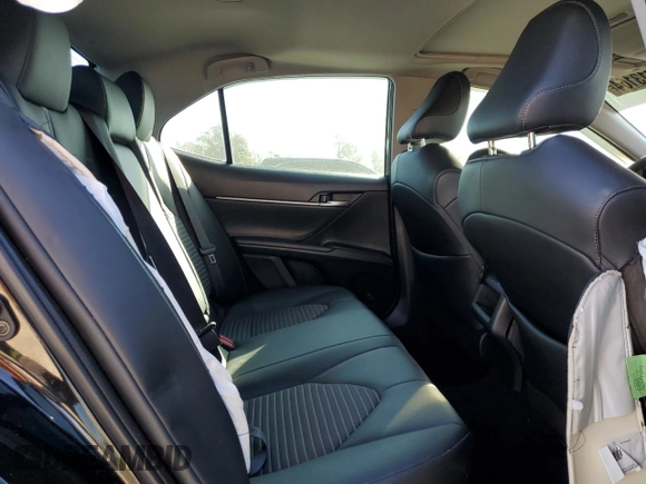 2022 Toyota Camry SE with VIN 4T1T11AK2NU044707, listed as a Copart auction lot 76313164 with 21,938 mi miles and Salvage Title. Bid and sale history available at DreamBid. Image 10.