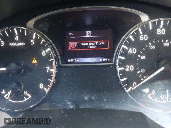 2017 Nissan Altima 2.5 SV with VIN 1N4AL3APXHC262634, listed as a IAAI auction lot 39251600 with 193,110 mi miles. Bid and sale history available at carsss.com. Image 7.
