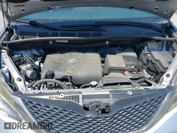 2017 Toyota Sienna SE with VIN 5TDXZ3DC8HS796970, listed as a IAAI auction lot 42272964 with 114,237 mi miles and . Bid and sale history available at DreamBid. Image 10.